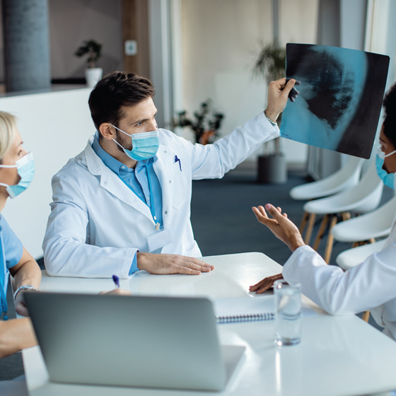 Distinguishing-COVID-19-using-Chest-X-Rays